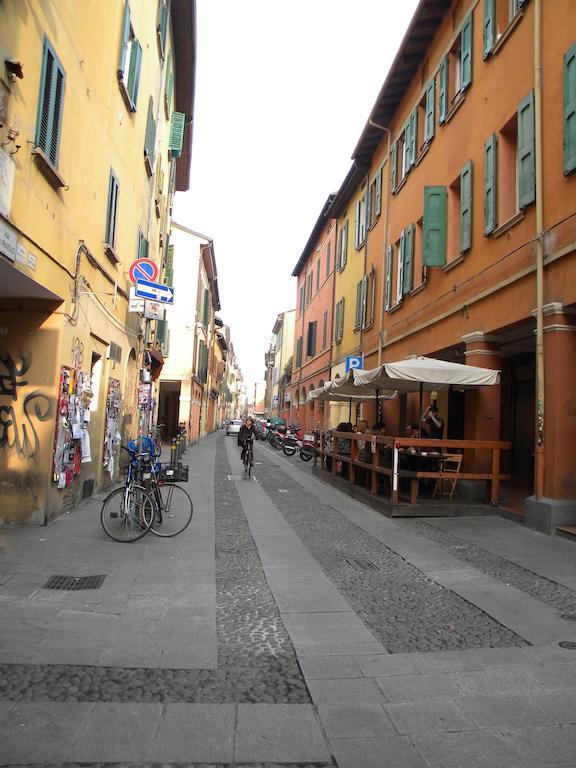 Ampio Open Space In Centro Storico 볼로냐 객실 사진